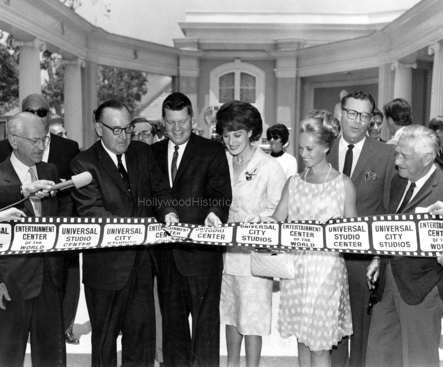 Universal Tours 1964 Opening of new Universal Tours wm.jpg